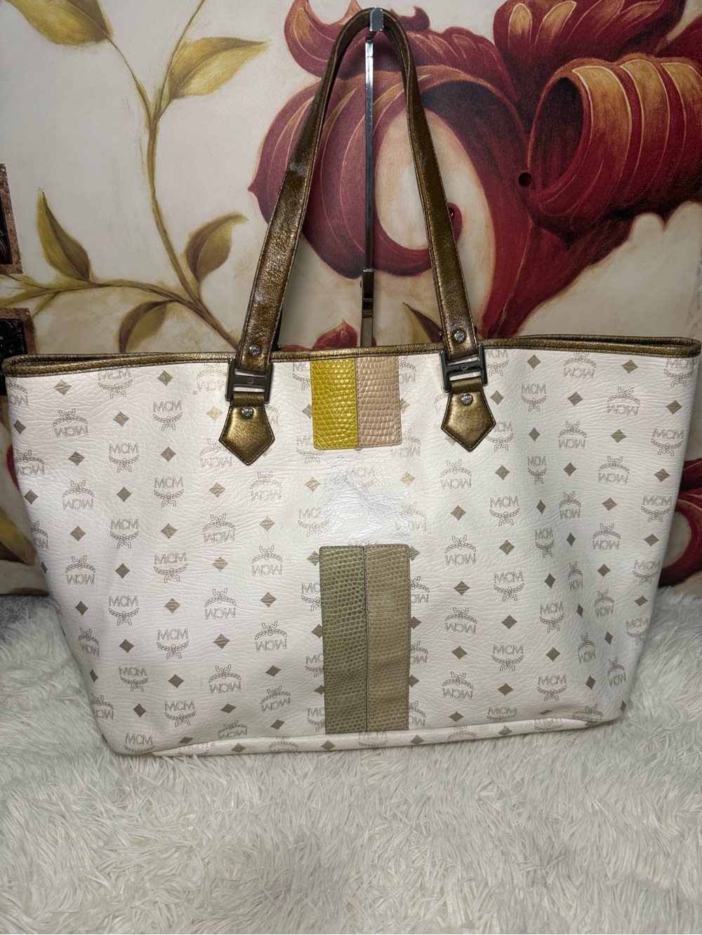 MCM Visetos Princess Lion Tote Bag GM size